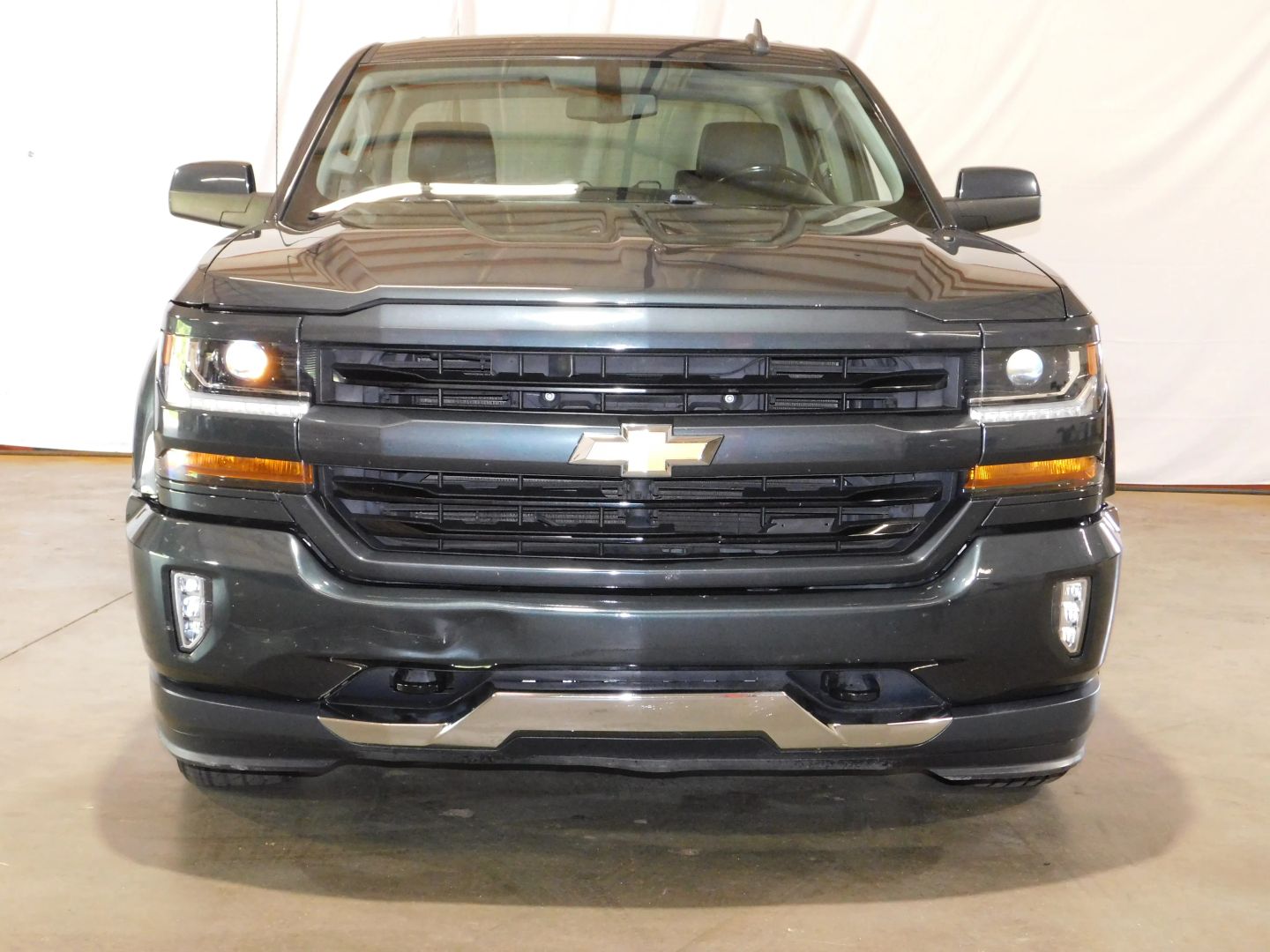 chevrolet silverado 1500 2018 3GCUKREC9JG148518 image chevrolet silverado 1500 2018 3GCUKREC9JG148518 image
